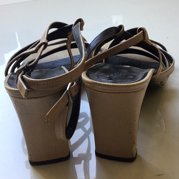 Bally vintage heeled sandal in faux reptile tan. Size 7 - Picture 3 of 6